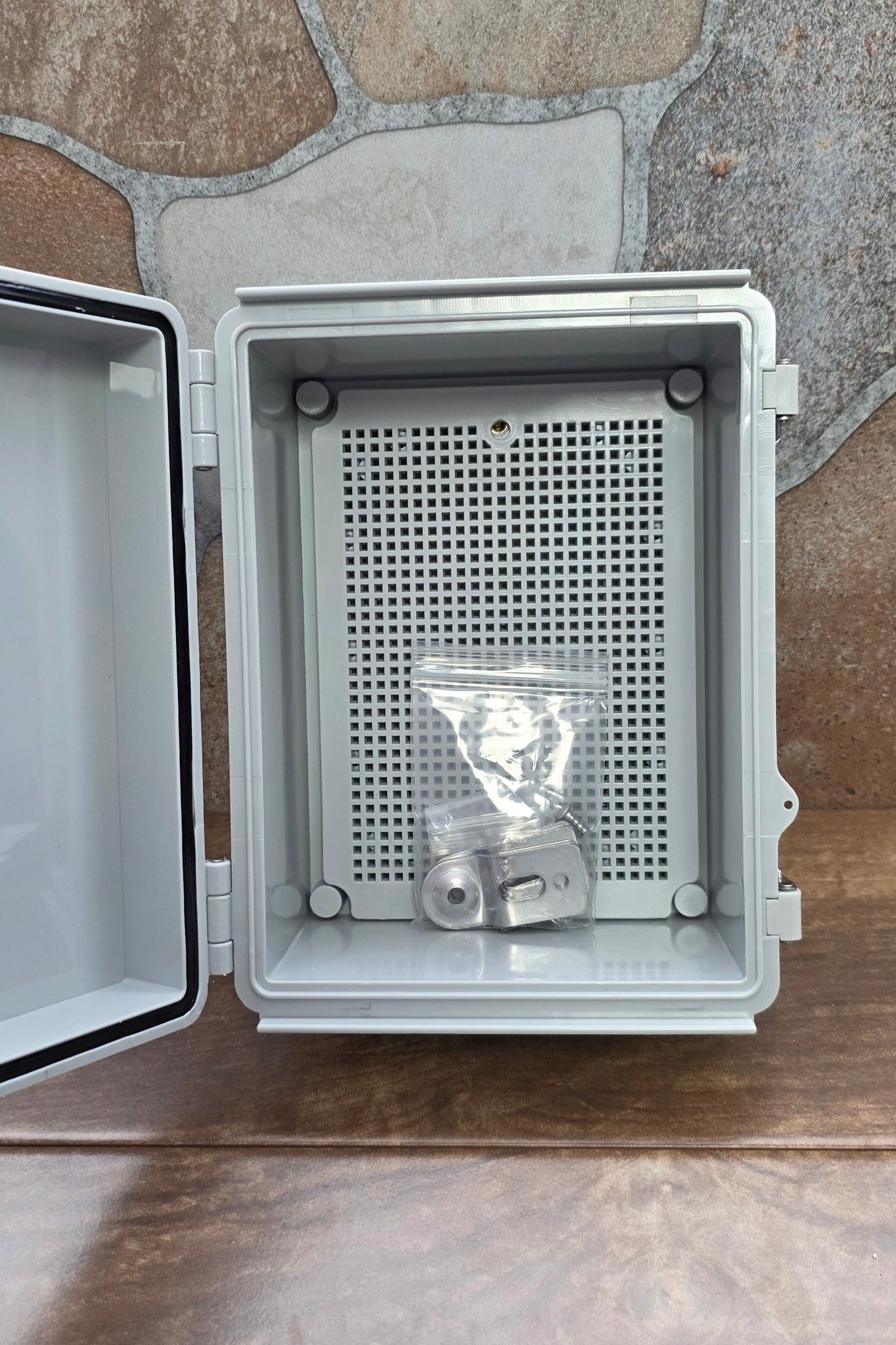 Junction Box, IP67 Waterproof Plastic 8.6"×6.7"×4.3"